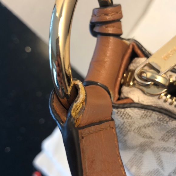 🚫SOLD on Ⓜ️ercari🚫Authentic Michael Kors Purse - Picture 13 of 16